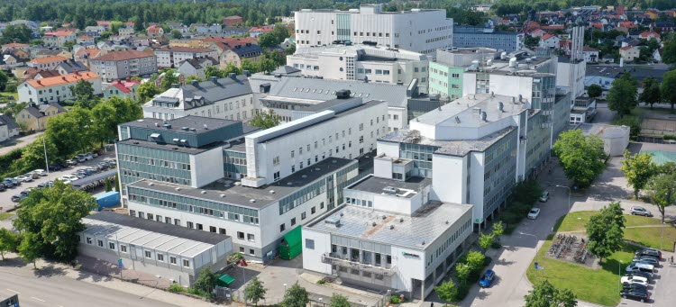 Drönarbild över Västerviks sjukhus.