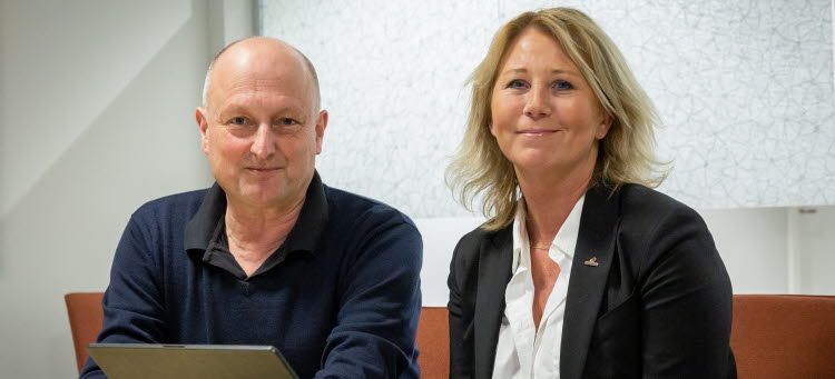 Dekan Ian Nicholls, Linnéuniversitetet och regiondirektör Ingeborg Eriksson, Region Kalmar län.